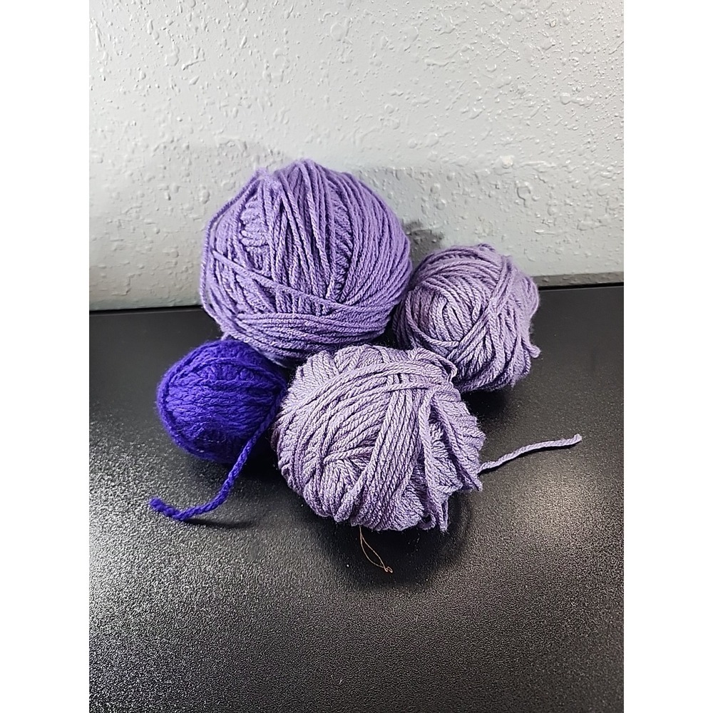 Mixed Lot Yarn 13oz Shades of Lavender Purple Knitting Crochet Craft Yarn